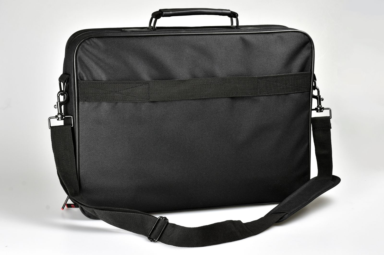 Monolith Nylon 17.2in Computer Case thumbnail 4