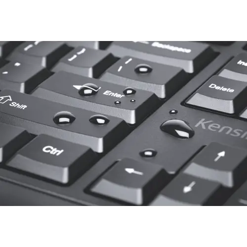 Pro Fit™ Low-Profile Wireless Desktop Set with spill-proof keyboard with multimedia keys, ambidextrous mouse and AES encryption thumbnail 2