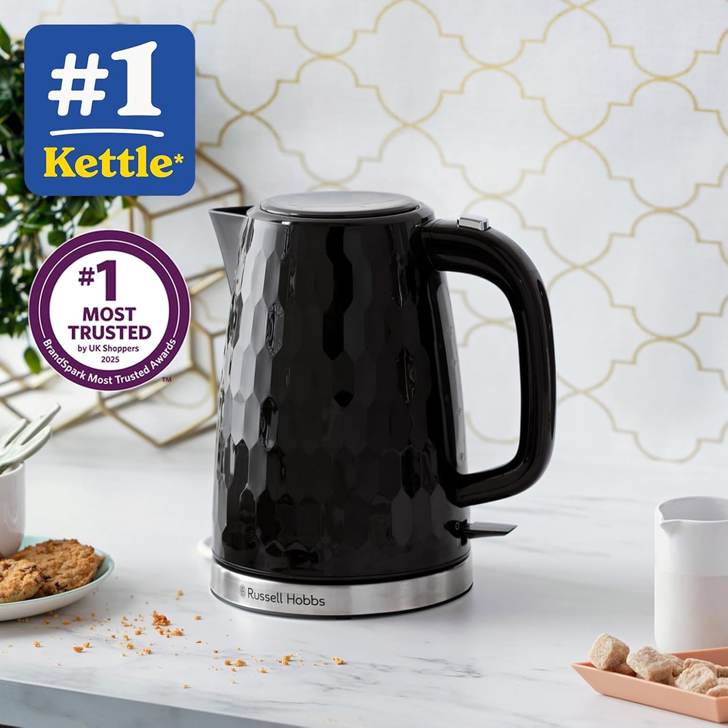 Russell Hobbs Honeycomb Electric 1.7L Cordless Kettle thumbnail 3